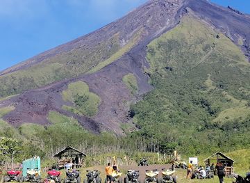 philippines/mt-mayon/attraction/green-grass