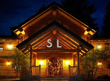 oregon/jefferson-county/attraction/the-suttle-lodge-boathouse