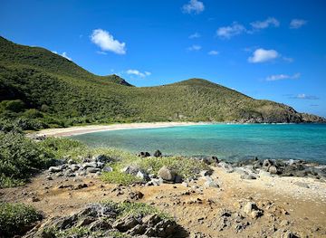 sint-maarten/le-galion-beach/attraction/plage-des-petites-cayes