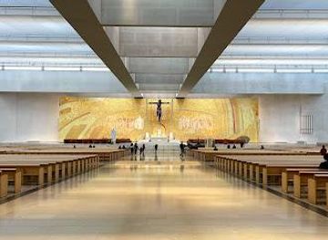 portugal/caldas-da-rainha/attraction/basilica-of-the-most-holy-trinity