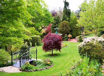 australia/eastern-victoria/attraction/forest-glade-gardens