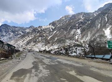 india/gangtok/attraction/nathula-pass-view-point