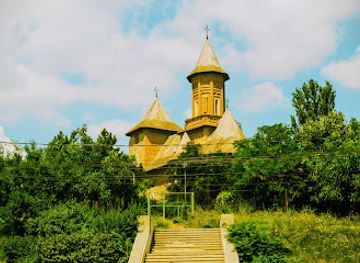 romania/galati/attraction/saint-mary-precista-fortified-church