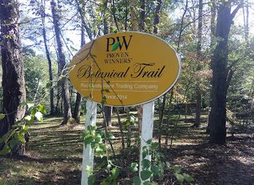 kentucky/sheltowee-trace-national-recreation-trail/attraction/rockcastle-river-trading-co-and-riverside-gardens