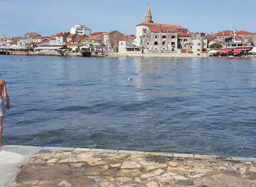 Jama - Grotta Baredine
