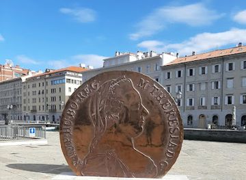 italy/trieste/attraction/monumento-al-tallero-austriaco