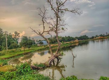 bangladesh/rangpur/attraction/lal-dighi