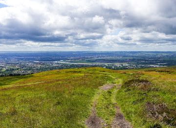 united-kingdom/renfrewshire/attraction/the-slacks-mountain