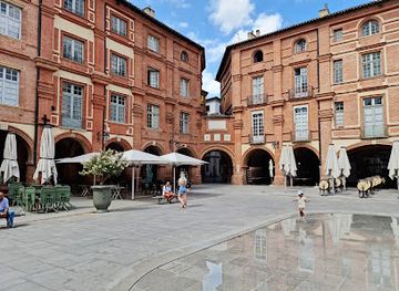 france/midi-pyrenees/attraction/place-nationale