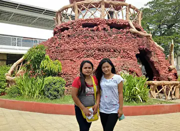 Bahay ni Dr.Jose Rizal (museo ni Rizal)