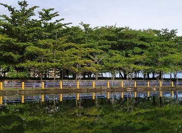 indonesia/bengkulu/attraction/tapak-paderi-beach
