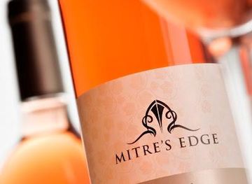 south-africa/cape-town/attraction/mitre-s-edge-wine-estate-best-boutique-wine-farm-stellenbosch-cheese-wine-tasting-stellenbosch