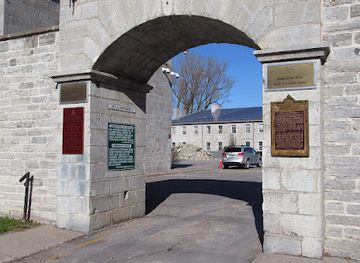 canada/kingston-and-the-islands/attraction/fort-frontenac-1673