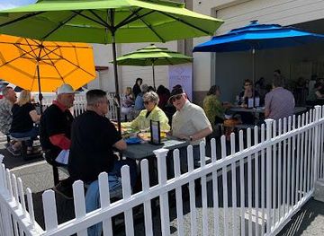 arizona/sedona/attraction/cove-mesa-vineyard-winery-tasting-room