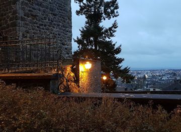france/auvergne-volcanoes/attraction/castle-of-saint-etienne-museum-of-volcanoes