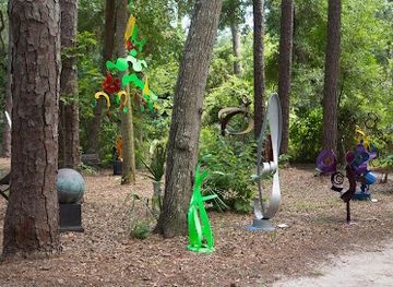 south-carolina/hilton-head-island/attraction/palmetto-oaks-sculpture-garden