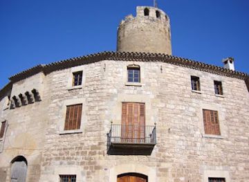 spain/catalonia/attraction/castell-de-verdu