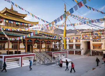 Gompa Soma གོམ་པ་ སོ་མ་