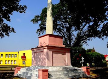 poland/warta-mouth-national-park/attraction/pomnik-wdziecznosci