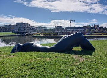 belgium/kortrijk/attraction/moeder-aarde-ii