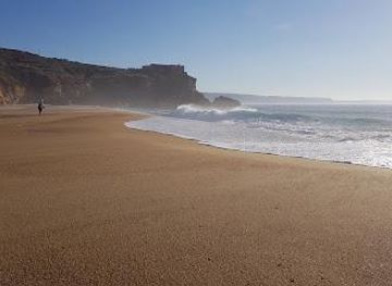 portugal/caldas-da-rainha/attraction/north-beach