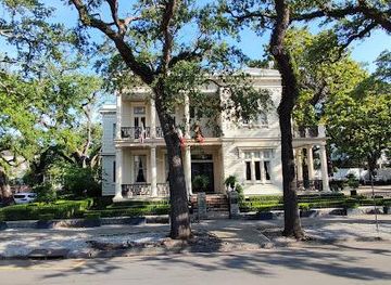 louisiana/new-orleans/attraction/elms-mansion