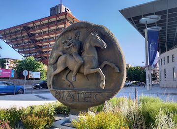 slovakia/bratislava-region/attraction/biatec-sculpture