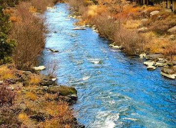 oregon/bend/attraction/deschutes-river-trail