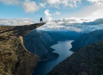 norway/hardangervidda-national-park/attraction/trolltunga-troll-s-tongue
