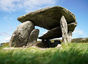ireland/mizen-head/attraction/altar-wedge-tomb