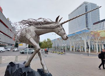 poland/lodz/attraction/pomnik-jednorozca