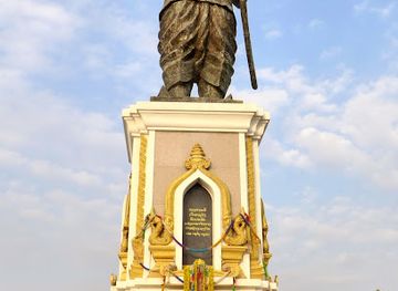 laos/vientiane/attraction/fa-ngum-park