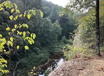 illinois/shawnee-national-forest/attraction/indian-kitchen-trailhead