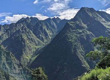 india/valley-of-flowers-national-park/attraction/shri-narsingh-temple-joshimath