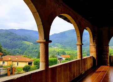 spain/asturias/attraction/palacio-de-valdes-bazan