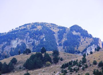 albania/tomorr-mountain/attraction/cuka-e-bukur