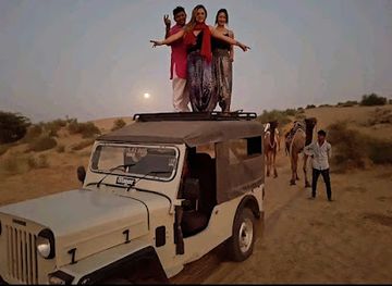 india/jaisalmer/attraction/oasis-haveli-camel-safari-jaisalmer
