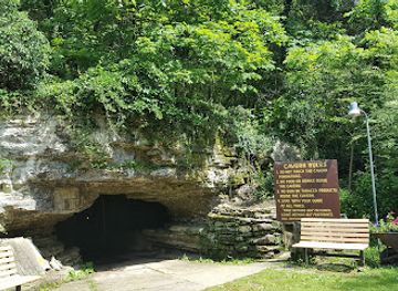 missouri/big-sugar-creek-state-park/attraction/old-spanish-treasure-cave