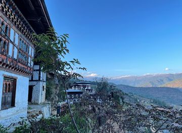 bhutan/gasa/attraction/dzongdrakha-monastry