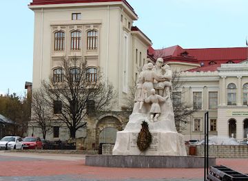 romania/iasi/attraction/unity-monument