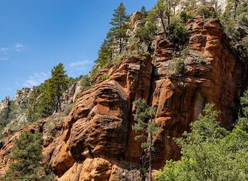arizona/sedona/attraction/west-fork-oak-creek-trailhead