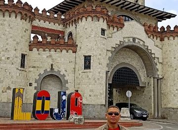 ecuador/loja/attraction/letras-de-loja