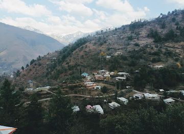 pakistan/azad-jammu-and-kashmir/attraction/jaskool-waterfall-chanari-ajk-pakistan