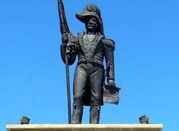 haiti/gonaives/attraction/jean-jacques-dessalines-statue