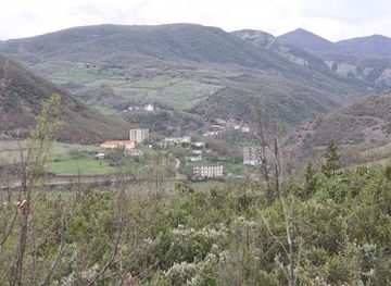 albania/mirdita/attraction/shpella-e-valit-mirdite