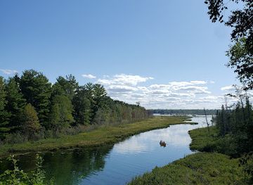 wisconsin/madeline-island/attraction/big-bay-sand-spit-bog-state-natural-area