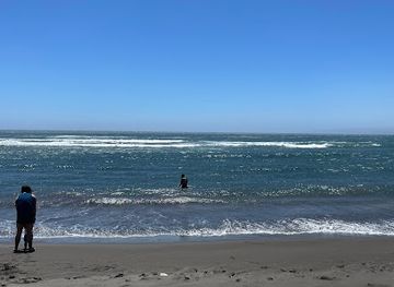 chile/pichilemu/attraction/playa