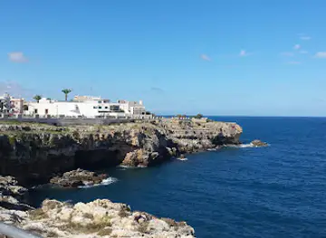 The Hermit Caves (Le Grottelle)