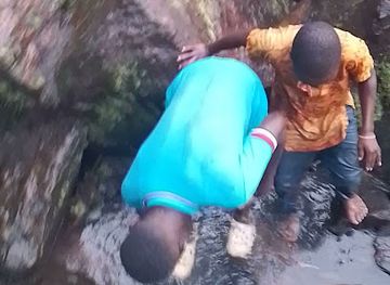 ghana/ahafo-region/attraction/nchiraa-waterfalls