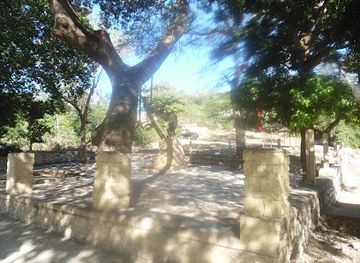 haiti/gonaives/attraction/toussaint-louverture-statue
